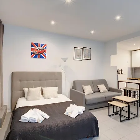 325 Greta - Superb In Apartment *