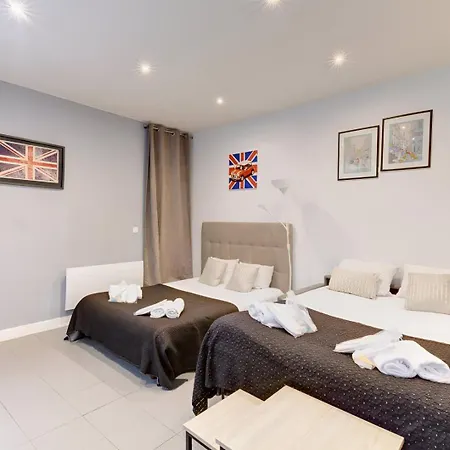 325 Greta - Superb In *