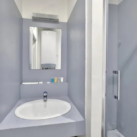 325 Greta - Superb In